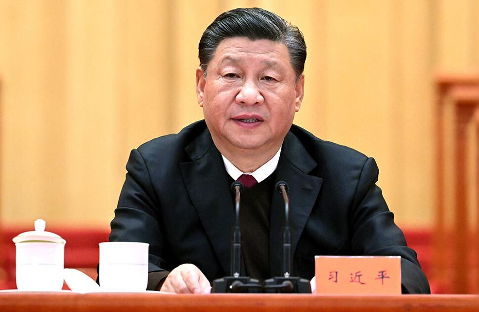 头条 · 习近平出席中国文联十一大、中国作协十大开幕式并发表重要讲话