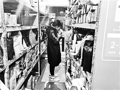 快递“送货不到家” 问题出在哪