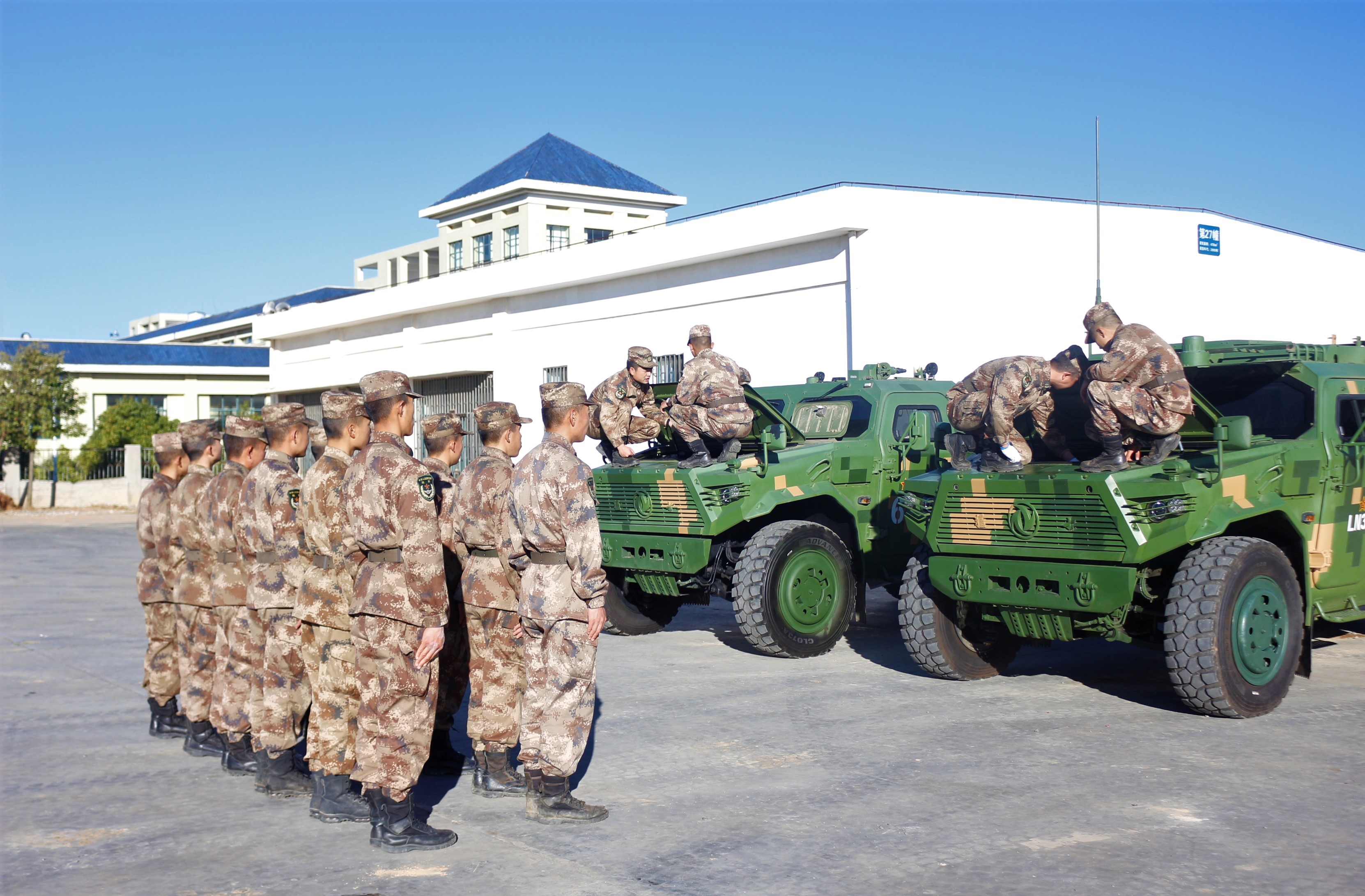 看过来！兵哥哥带你体验“沉浸式”装备保养