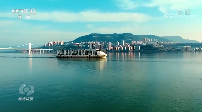 头条 · 唱好双城记 共建经济圈