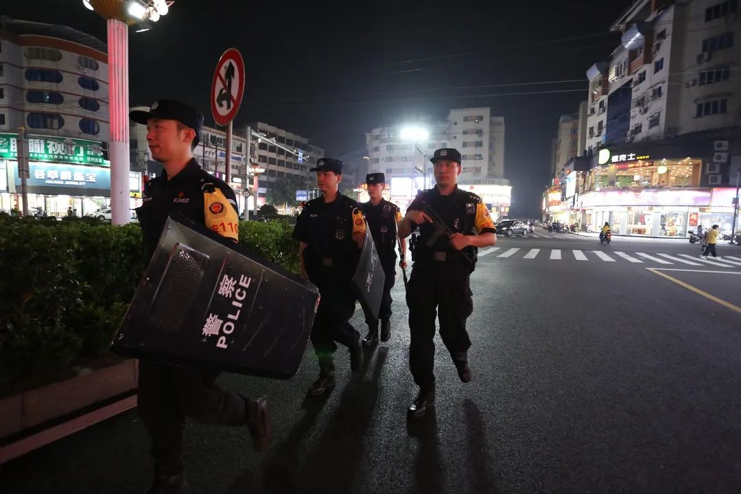 福建福安巡特警反恐大队：多措并举强化夜间巡控提升群众安全感