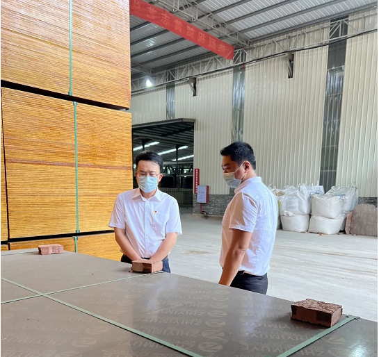 我为企业办实事丨福建漳州团市委和挂钩企业面对面