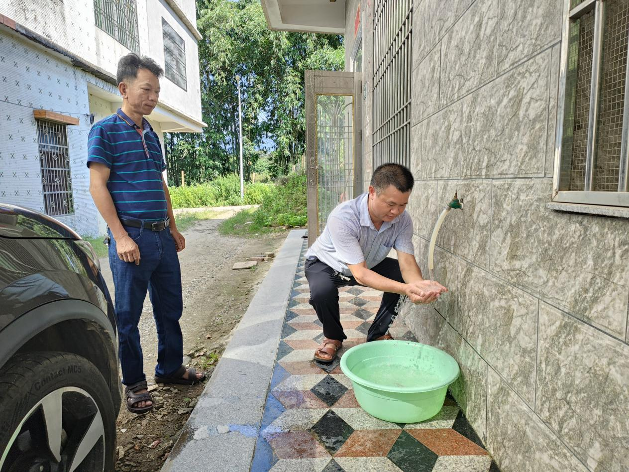 福建漳州市纪委监委：联动监督 让农村群众喝上“安全水”