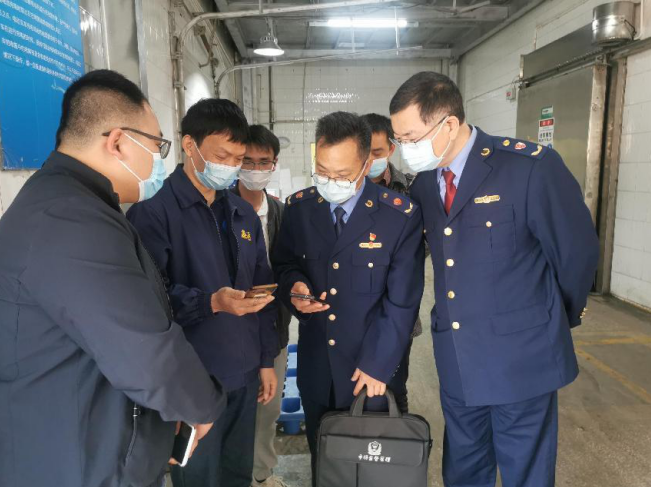 厦门集美：联合出击 筑牢疫情防控安全屏障