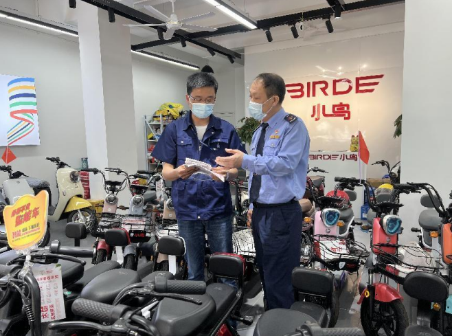 厦门湖里市场监管局严查电动自行车销售门店违法违规行为