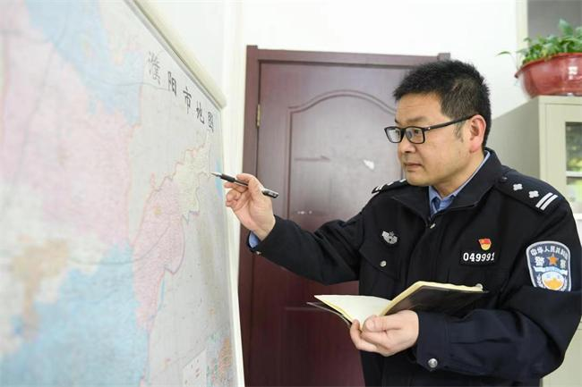 全国特级优秀人民警察陈民生：中原猎鹰屡破命案 为的是正义永不缺席