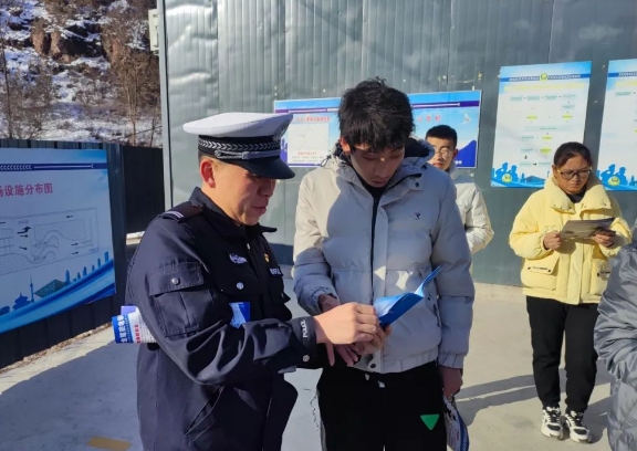 临汾隰县：交通安全进驾校  守护学员平安行