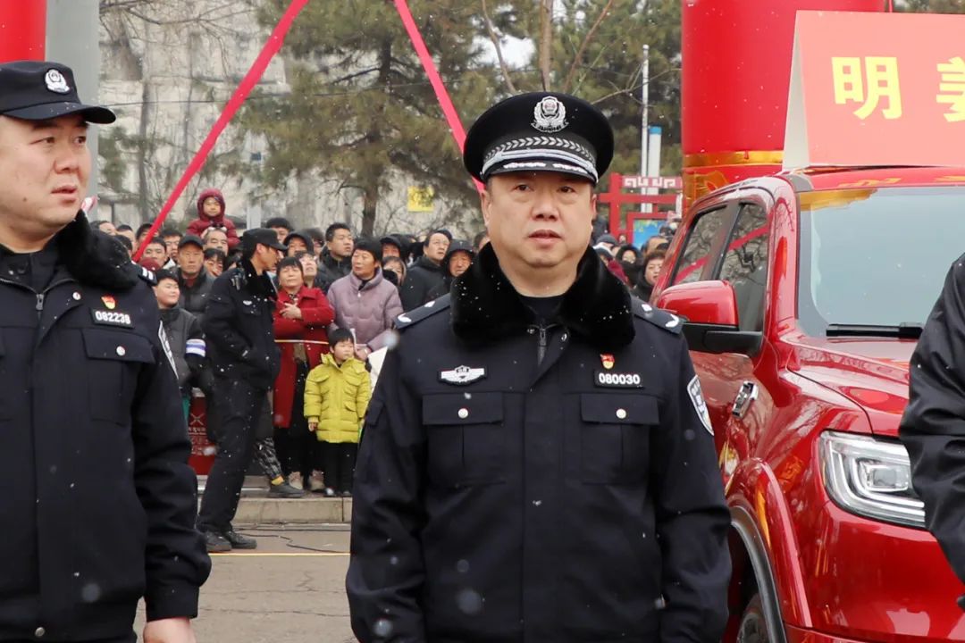 龙灯飞舞元宵美，“警”色璀璨护平安——临汾洪洞县公安局圆满完成元宵节社火展演活动