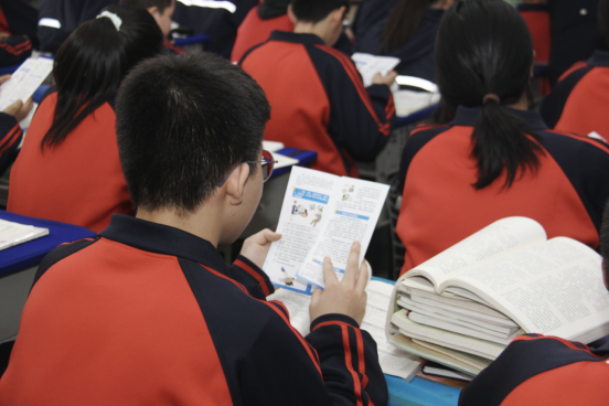 山西介休公安绵山所：开展“开学季”反诈宣传进校园活动