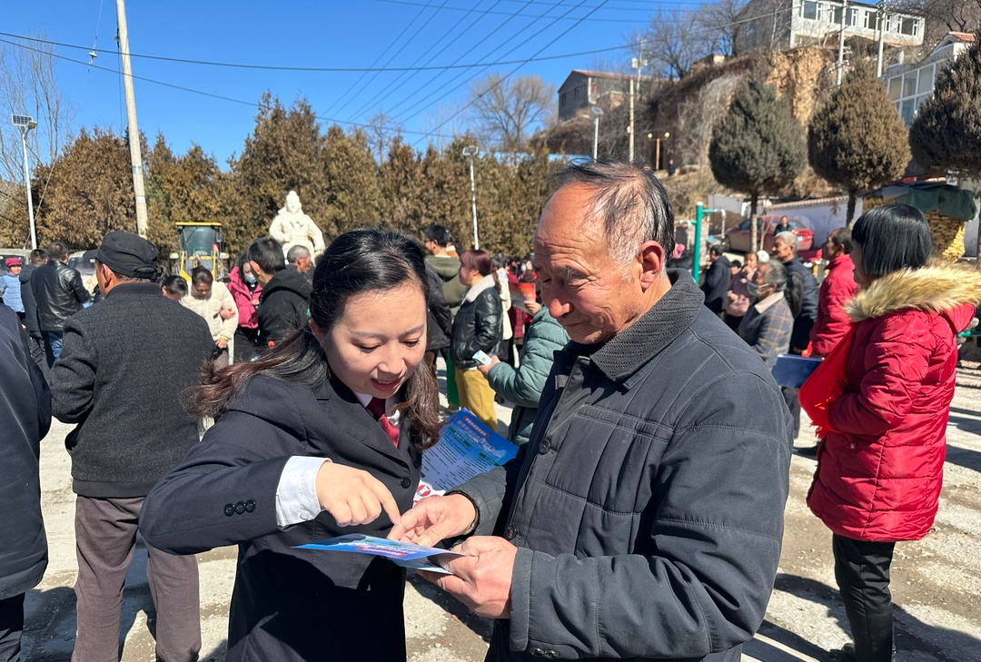 长治平顺县检察院：《反有组织犯罪法》普法宣传进乡村