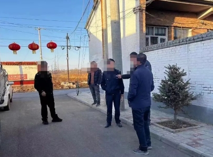 拖欠农民工工资？“和事佬”出面协调调解！