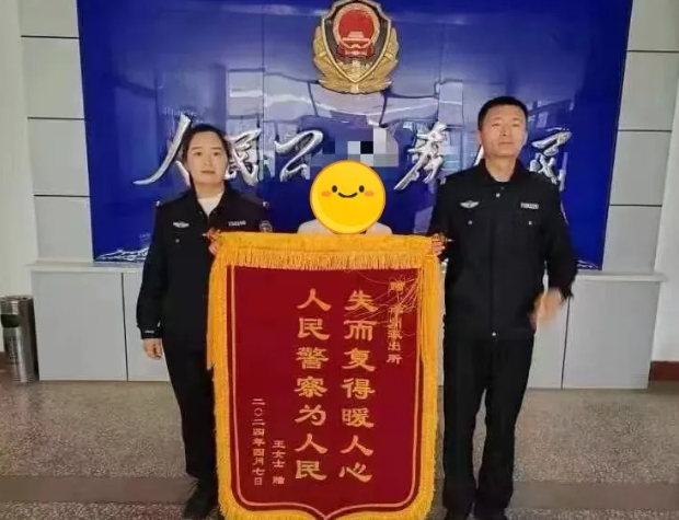 每一面锦旗的背后，都有一个感人的故事！