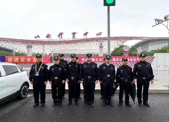 太原尖草坪公安：暖心守护 “警”紧相随