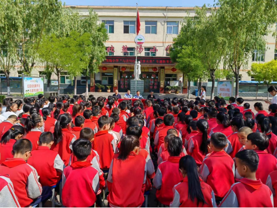 山西介休公安义安所：与法同行  法育未来