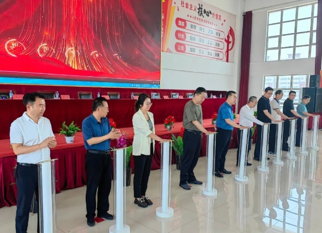 图片2.png 图片2.png