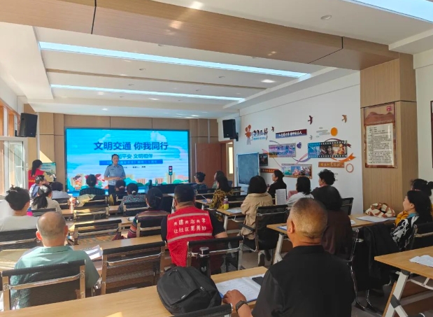 大同交警：交通宣传不停步   守护安全“零距离”