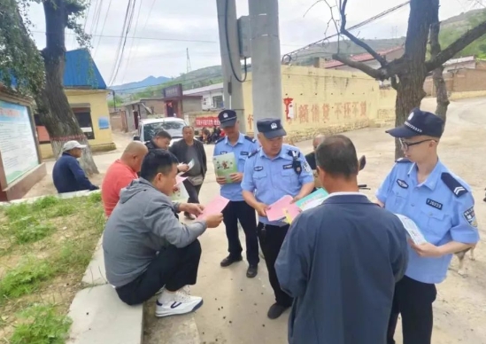 把好“安全关” 严守“平安线——太原娄烦公安开展安全检查及宣传活动