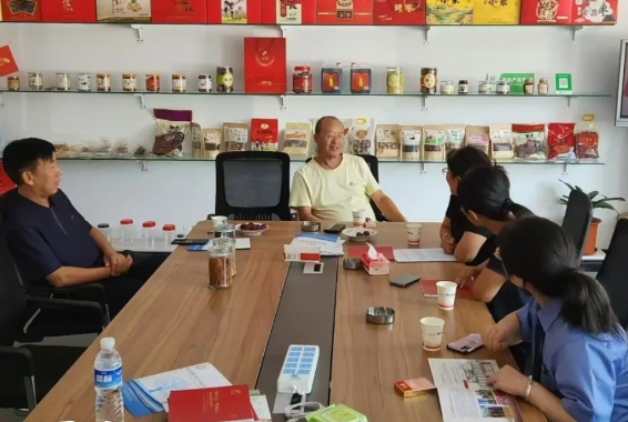 吕梁临县检察院：走访企业问需求  送法进企促发展