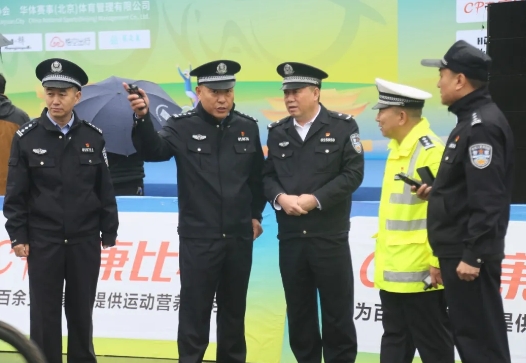 一路骑行，“警”色添彩！太原娄烦县公安局圆满完成环太原公路自行车赛——娄烦赛段安