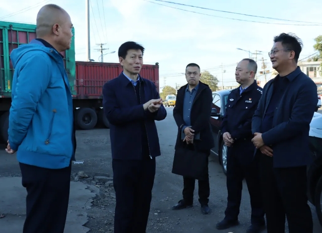 忻州宁武县政府副县长、公安局局长杨茂文调研督导道路交通安全秩序整治工作