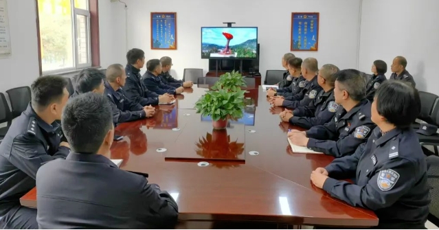 吕梁公安组织收听收看《人民公安从这里走来——全国“公安楷模”发布厅特别节目》引发