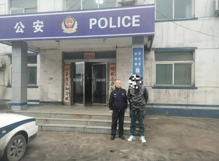 晋中灵石公安成功规劝两名网上逃犯投案自首
