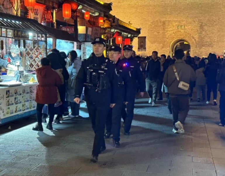 太原晋源区：多元联动  守护古城安宁