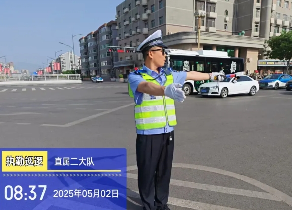 为平安再“加码”，临汾公安交警全力做好“五一”假期道路交通安