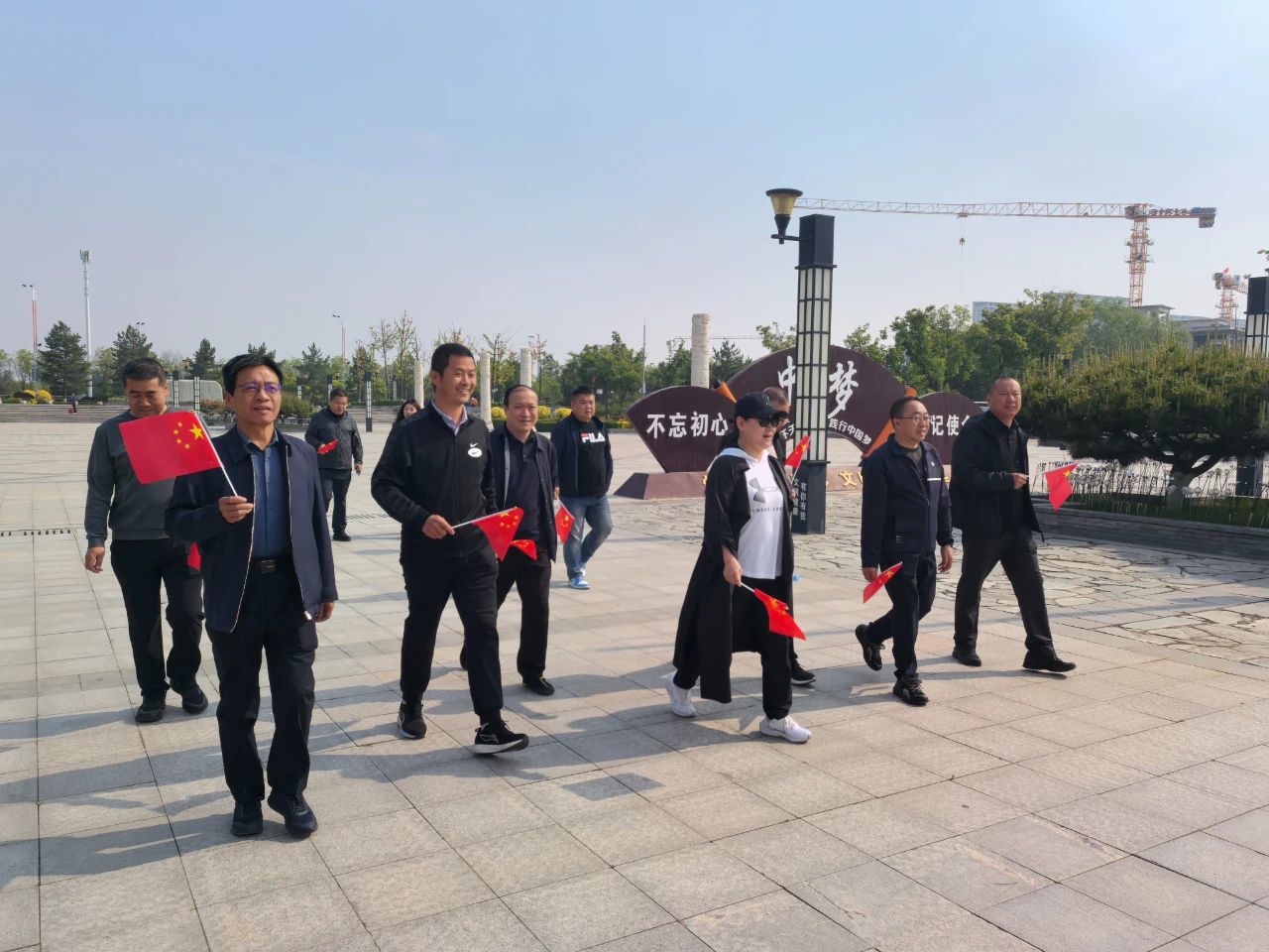 青春正飞扬  阔步启新章——忻州市忻府区法院云中河公园健步走