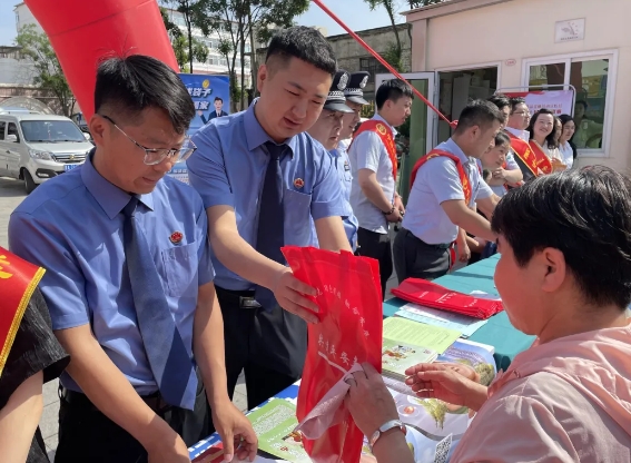 凝聚法治合力  筑牢防非防线 —— 太原娄烦县人民检察院开展防范非法集资主题宣传