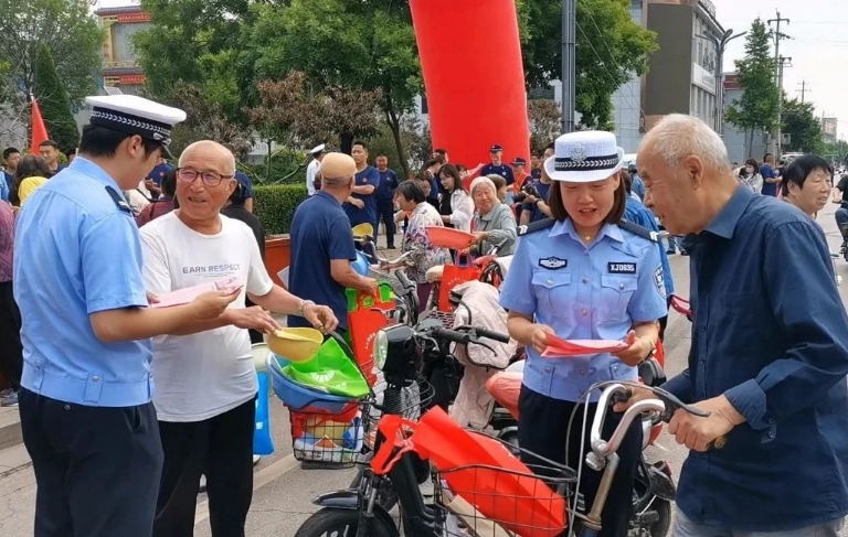吕梁交城交警大队以“安全生产月”为契机积极开展“6.16安全