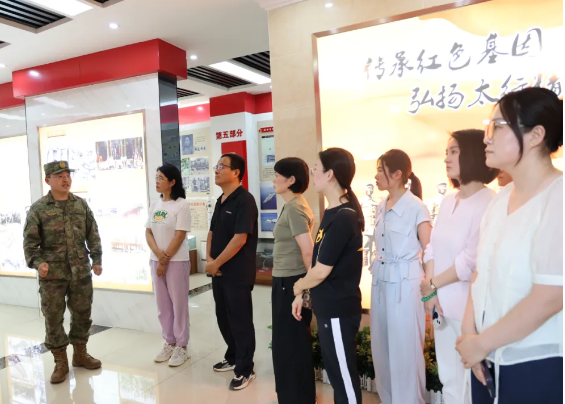 长治武乡县人民检察院党支部开展“党建引领聚合力  军检共建促发展”八一国防教育主