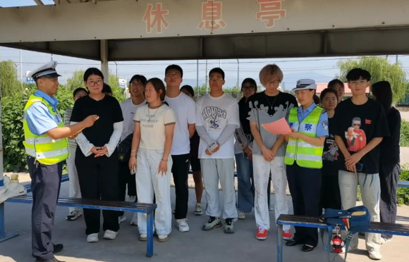 吕梁交城：交通安全进驾校  守护安全“第一步”