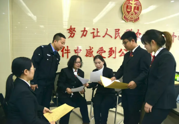 忻州定襄法院立案庭：坚守司法初心，勇当立案先锋