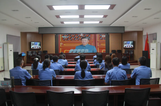 铭记历史守初心  砥砺奋进担使命——临汾安泽县人民检察院组织观看阅兵盛典