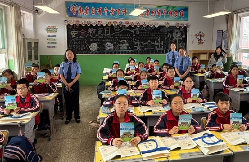 “未”你而来 ——吕梁临县法治副校长送来“护苗”第一课