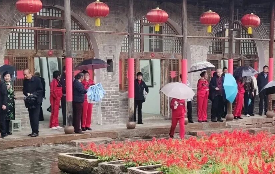 青春足迹与时代交响：20余位老知青50年后重返孙家沟