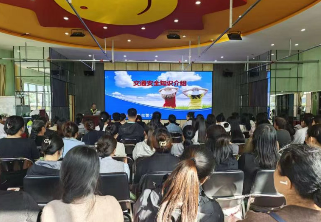 吕梁文水交警：警校家联动  幼儿园里话安全