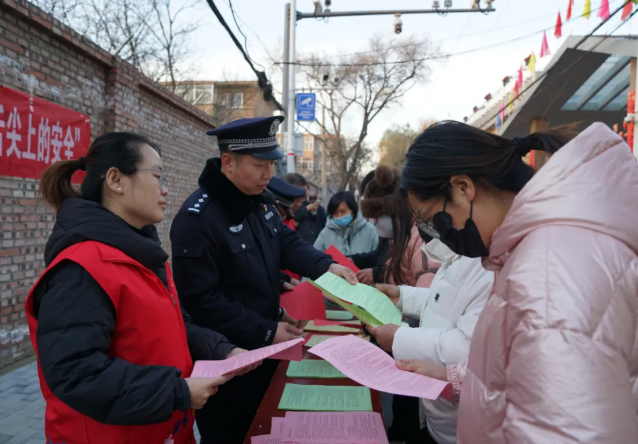 忻州市公安局忻府分局：拧紧食品安全阀  把好民生责任关