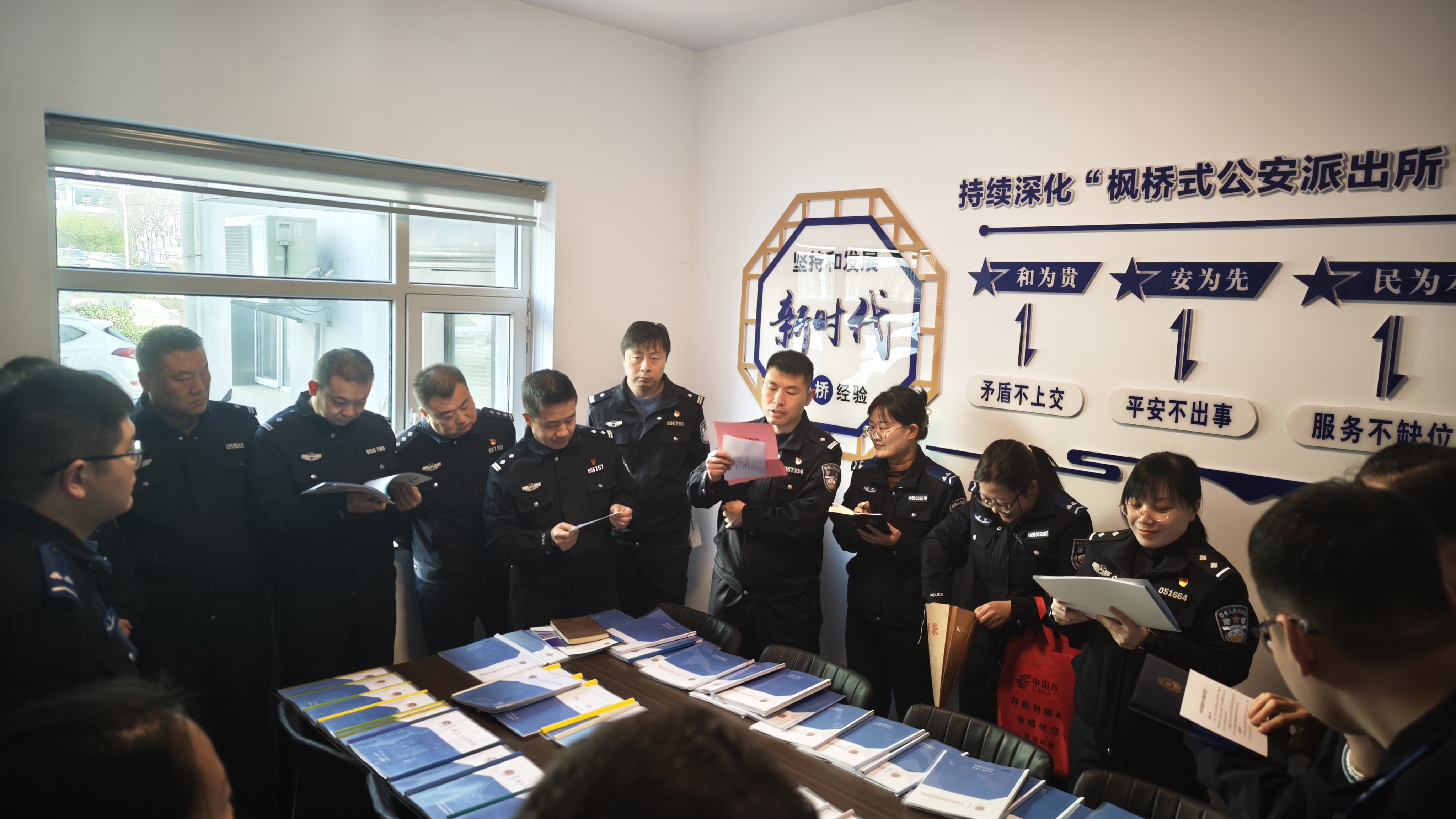 小岭.jpg 小岭.jpg