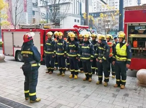 太原迎泽区柳巷街道柴市巷社区：紧盯“隐患死角”，筑牢“安全防线”