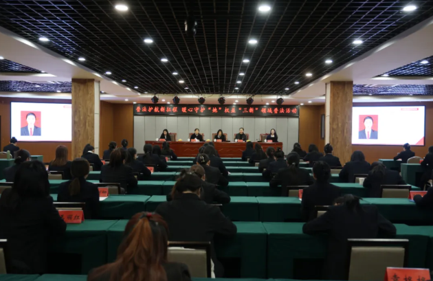 法治护航“她”力量 ——吕梁离石区妇联走进泰化集团开展“三新”领域普法活动