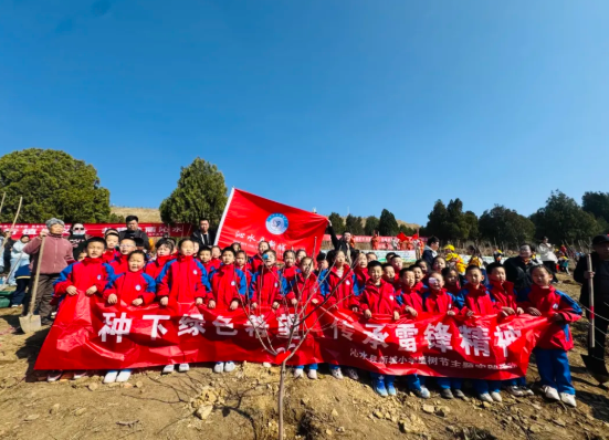 学雷锋  我行动——晋城沁水县新城小学雷锋月系列主题教育活动