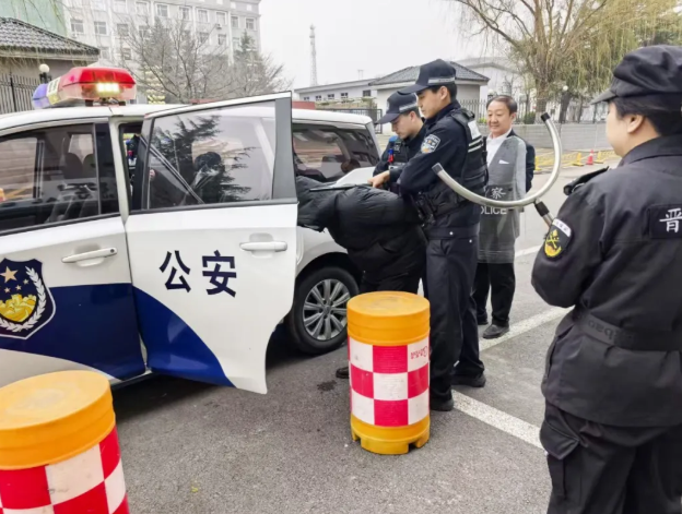 晋城沁水公安：警银携手强防范  应急演练筑安全